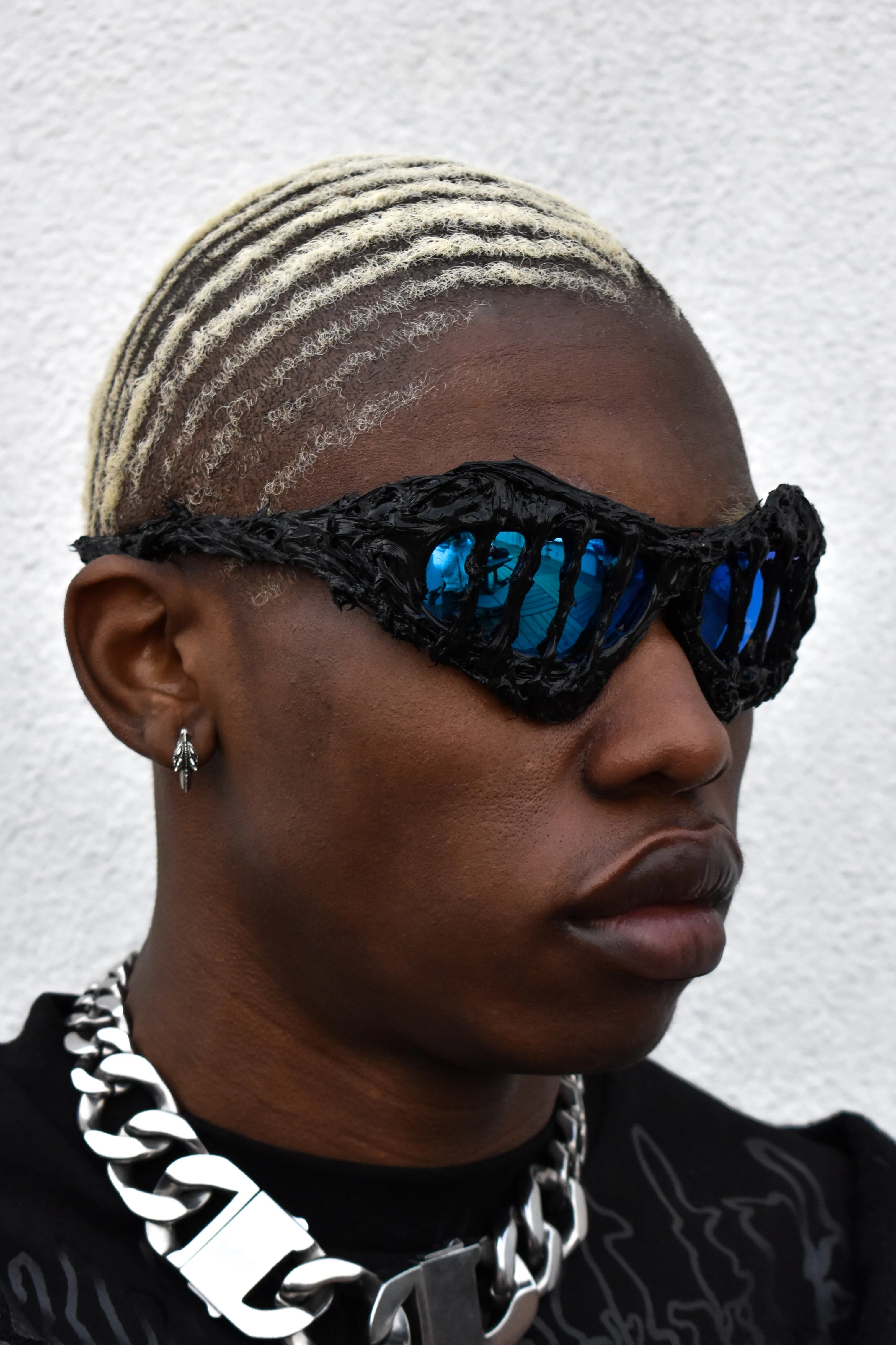 VERNUM COBALT SLIM SUNGLASSES - Image 4